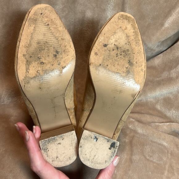 Ccocci Darby Slouchy Block Heel Tan Faux Suede Boot Round Toe Women's Size 7  :) - Picture 7 of 8